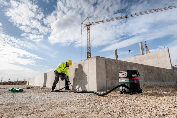Metabo 600752840 kombimłotek akumulatorowy KHA 18 LTX BL 40 18 V 8,6 J, walizka, bez akumulatora