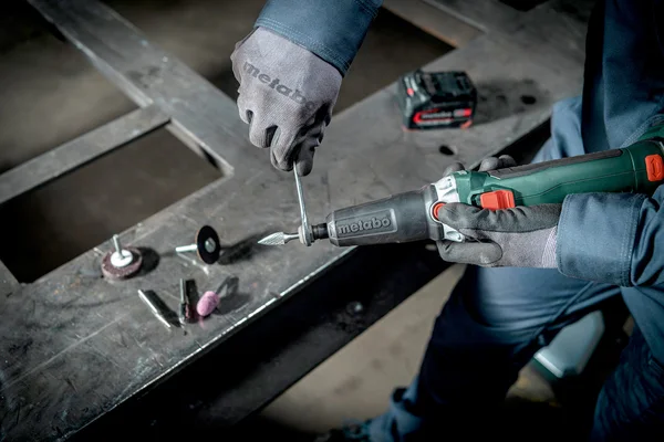 Metabo 600826850 akumulatorowa szlifierka prosta GVB 18 LTX BL 11-28 18 V, bez akumulatora