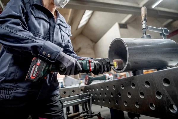 Metabo 600829850 akumulatorowa szlifierka prosta GVB 18 LTX BL 11-7 HT 18 V, bez akumulatora