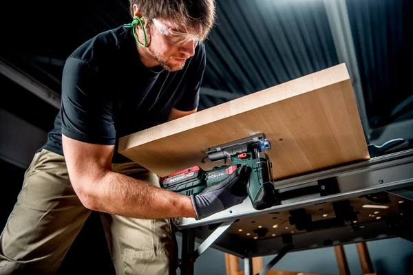 Metabo 601054850 wyrzynarka akumulatorowa ST 18 LT 130 BL 18 V, bez akumulatora