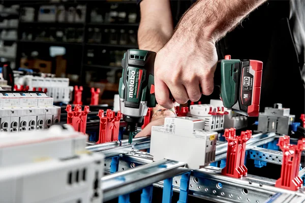 Metabo 601115890 akumulatorowy zakrętak udarowy PowerMaxx SSD 12 BL 12 V 140 Nm, bez akumulatora