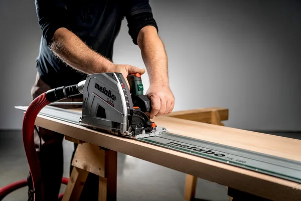 Metabo 601166000 pilarka tarczowa do cięcia wgłębnego KT 66 BL 165 mm 1200 W Metabo 601166000 pilarka tarczowa do cięcia wgłębnego KT 66 BL 165 mm 1200 W