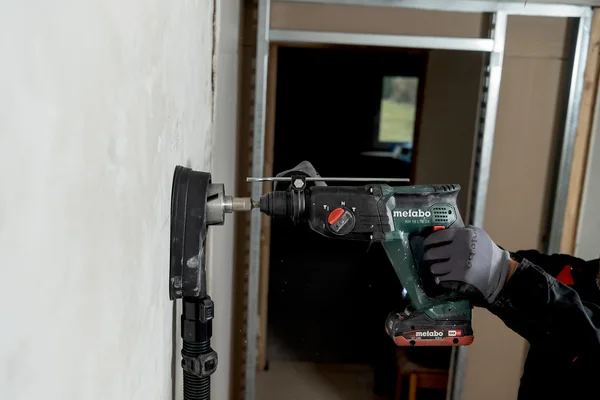 Metabo 601712510 kombimłotek akumulatorowy KH 18 LTX 24 18 V 2,1 J, 2×4,0 Ah, metaBOX