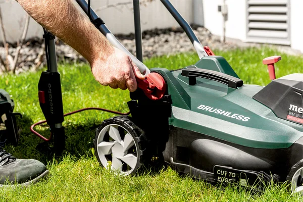 Metabo 601716850 kosiarka akumulatorowa RM 36-18 LTX BL 36 18 V, bez akumulatora