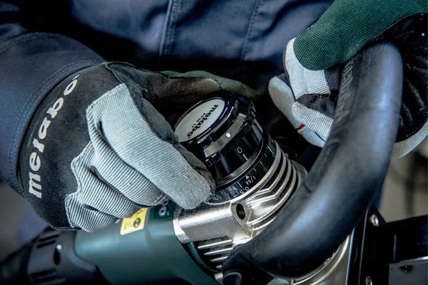 Metabo 601789500 frezarka do spoin czołowych PFM 17 1700 W, metaBOX