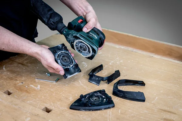 Metabo 602036850 akumulatorowa szlifierka oscylacyjna PowerMaxx SRA 12 BL 12 V, bez akumulatora