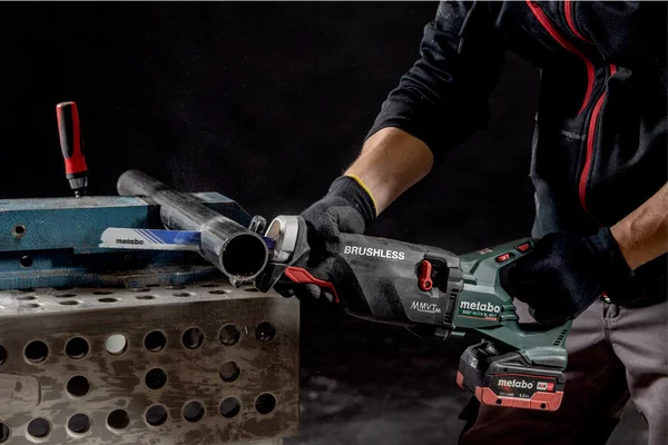 Metabo 602258850 akumulatorowa piła szablasta SSEP 18 LTX BL MVT, bez akumulatora Metabo 602258850 akumulatorowa piła szablasta SSEP 18 LTX BL MVT 18 V, bez akumulatora