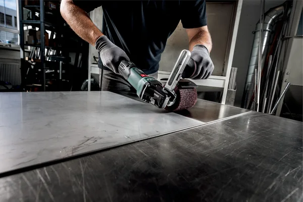 Metabo 602259500 satyniarka SE 17-200 RT Set 1700 W, metaBOX