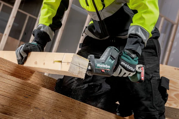 Metabo 602322890 akumulatorowa piła szablasta PowerMaxx SSE 12 BL 12 V, bez akumulatora
