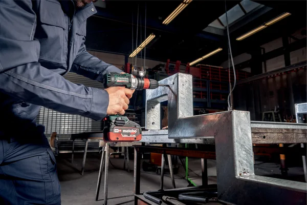 Metabo 602362850 gwinciarka akumulatorowa GB 18 LTX BL Q I, bez akumulatora Metabo 602362850 gwinciarka akumulatorowa GB 18 LTX BL Q I 18 V, bez akumulatora