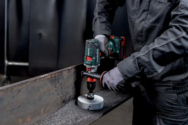 Metabo 603185660 akumulatorowa wiertarka udarowa SB 18 LTX-3 BL Q I 18 V 130 Nm, 2×5,5 Ah, metaBOX