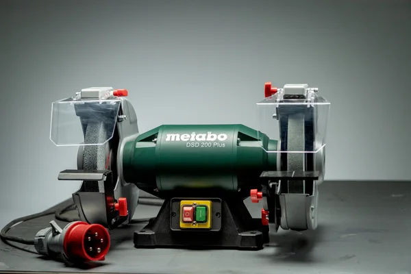 Metabo 604210000 szlifierka stołowa podwójna DSD 200 Plus 750 W Metabo 604210000 szlifierka stołowa podwójna DSD 200 Plus 750 W