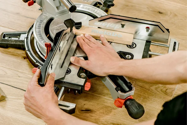 Metabo 612216000 kapówka KGSV 72 Xact SYM 216 mm 1500 W