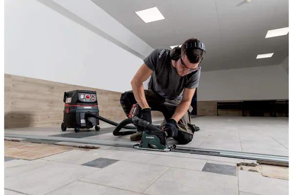 Metabo 613057660 akumulatorowa szlifierka kątowa WVB 18 LT BL 11-125 Quick 18 V 125 mm, 2×5,5 Ah, metaBOX