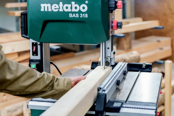 Metabo 619010000 pilarka taśmowa BAS 318 Precision DNB 900 W Metabo 619010000 pilarka taśmowa BAS 318 Precision DNB 900 W